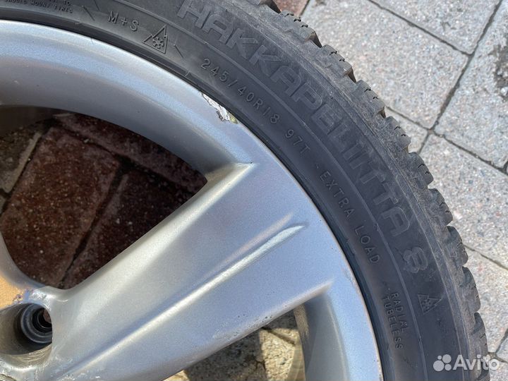 Колеса r18 зимние на Lexsus, комплект