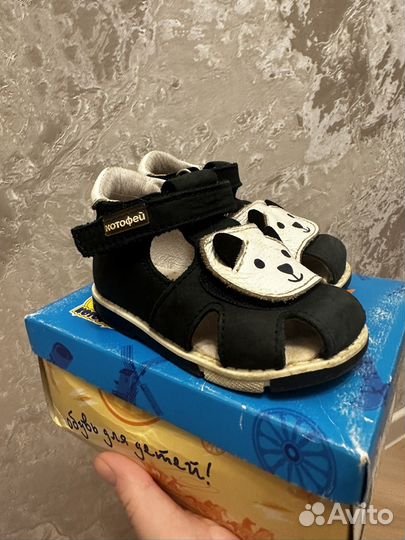 Сандали детские 19