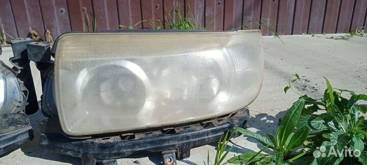 Фары Subaru sg2007 передние б/у