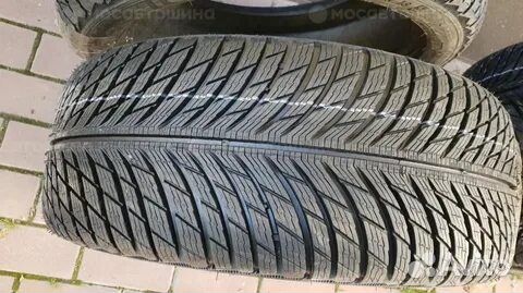 Michelin Pilot Alpin PA5 245/40 R20 и 275/35 R20 102W