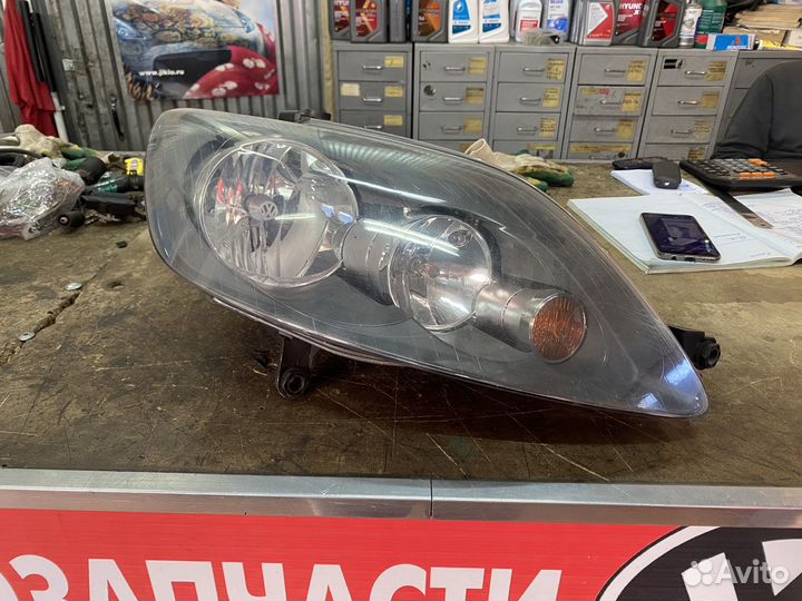 Фара правая VW Golf Plus галоген
