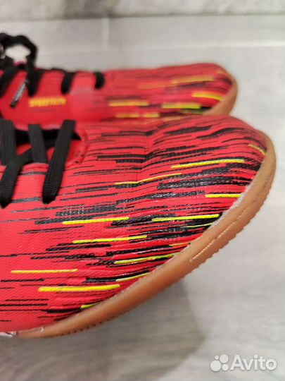 Футбольные бутсы для зала Rapido