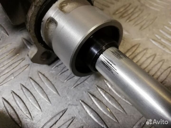 Главный тормозной цилиндр Ford Mondeo 3 2.0 2002г