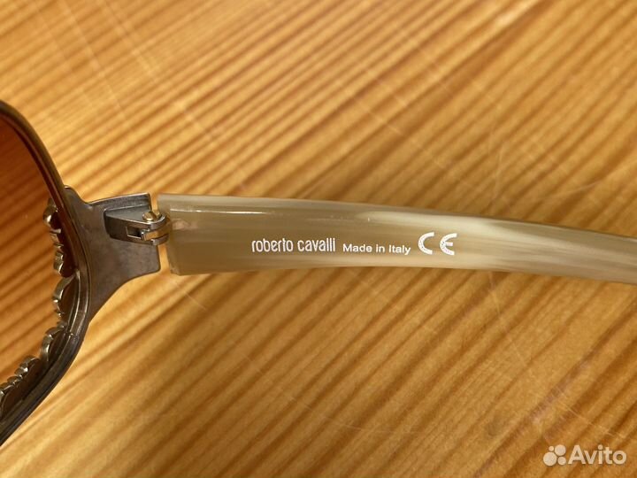 Солнцезащитные очки roberto cavalli