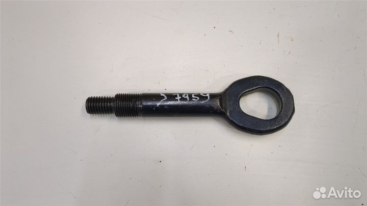 Крюк буксировочный Chevrolet Captiva, 2016