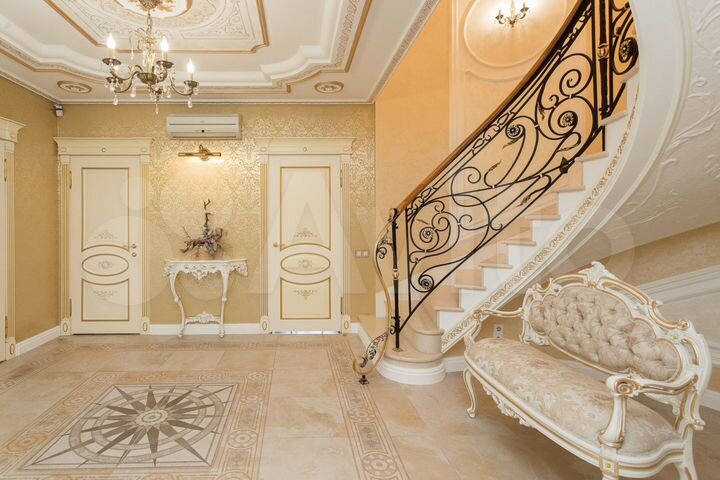 5-к. квартира, 242,5 м², 4/4 эт.