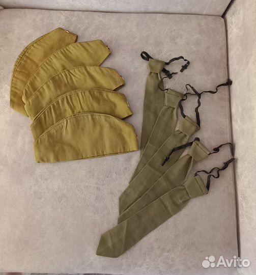 Пилотки военные детские и галстуки