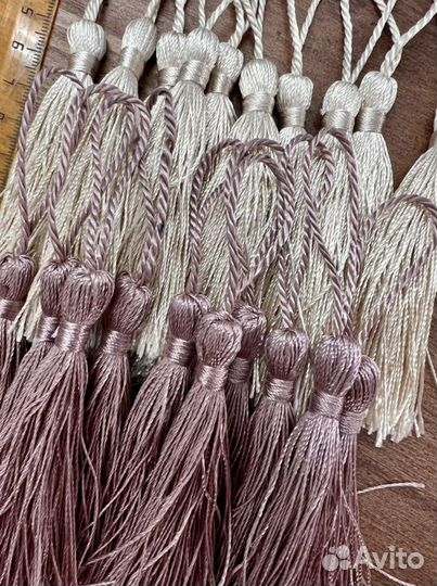 Фурнитора для штор Кутасы