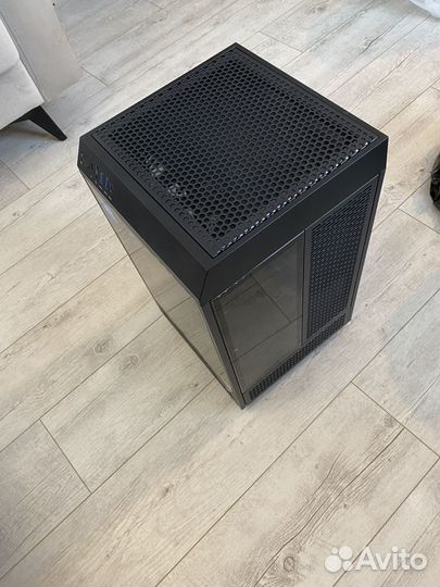 Корпус termaltake the tower 100