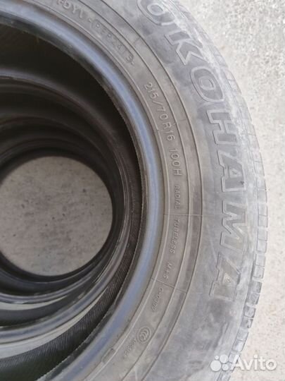 Yokohama F350 215/70 R16