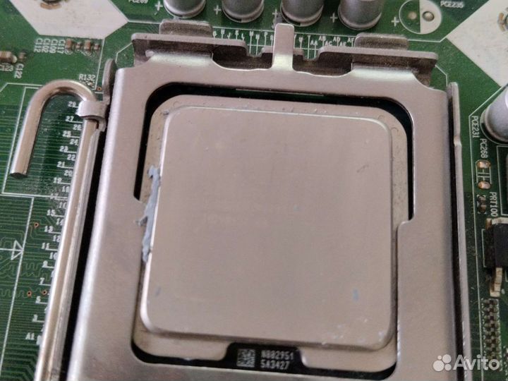 Материнская плата с процессором