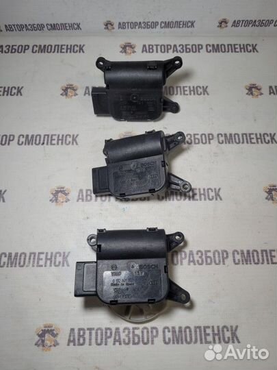 Моторчик заслонки отопителя Audi A4 B6 (2000—2006)