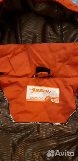 Сноубордическая горнолыжная куртка