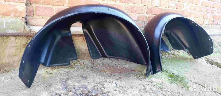 Подкрылки для Рено Сандеро