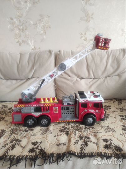 Игрушка пожарная машина
