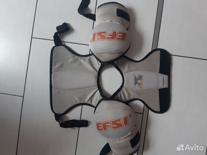 Нагрудник хоккейный детский