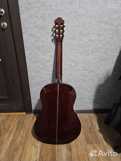 Классическая гитара шестиструнная бу