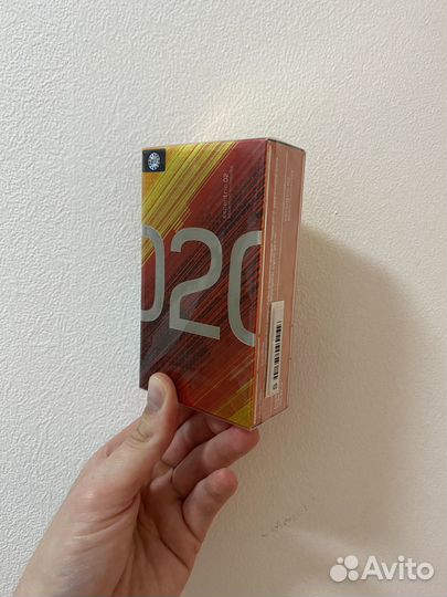 Escentric molecules 02