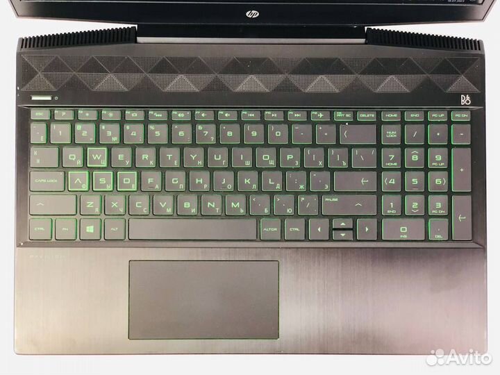 HP Pavilion 15.6 IPS i5-8300H 12GB RX560 SSD+HDD