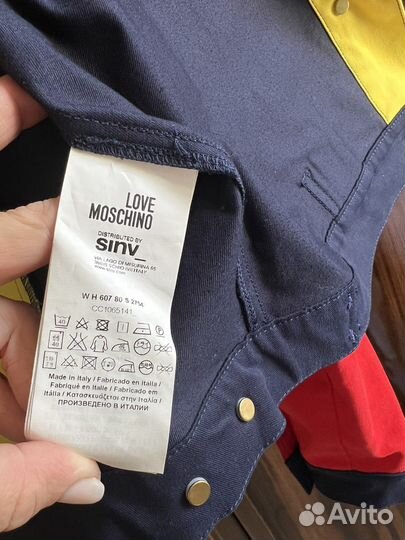 Джинсовка love moschino
