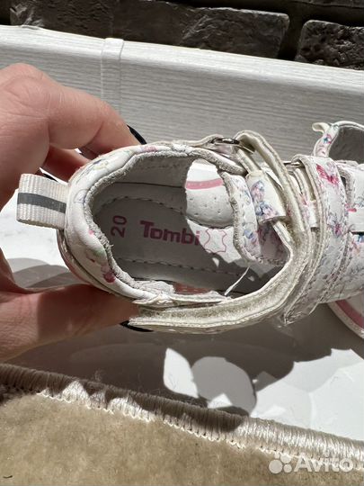 Детская обувь на девочку