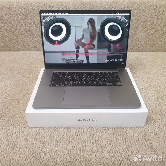 MacBook Pro 16 i9 2019 16gb/1Tb/Videо 4gb/6 циклов