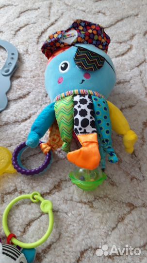 Развивающие игрушки пакетом