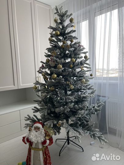 Елка искусственная 210 см литая