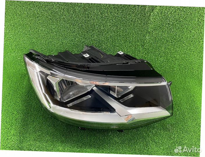 Фара правая Транспортер Т6