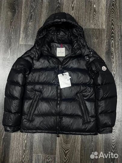 Used moncler shop maya