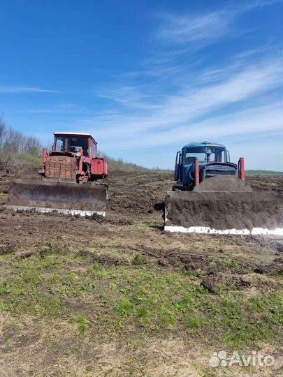 Услуги гусеничного бульдозера