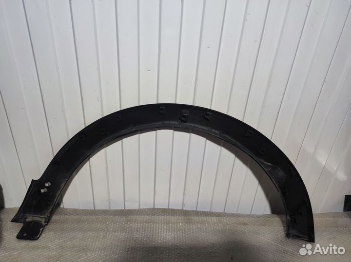 Накладка крыла передний левый Renault Kaptur 16-20