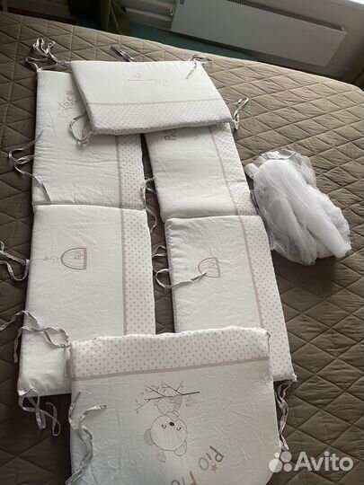 Бортики в детскую кроватку и балдахин