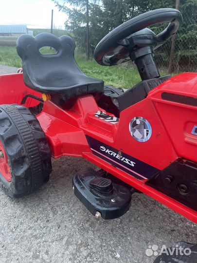 Детский электромобиль