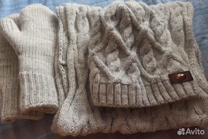 Комплект шапка, снуд и варежки