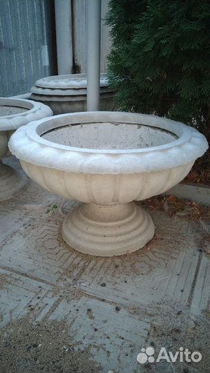 Вазон для цветов