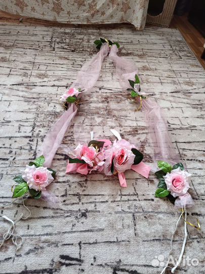 Свадебные украшения на машину