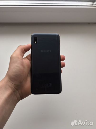 Samsung Galaxy A10, 2/32 ГБ