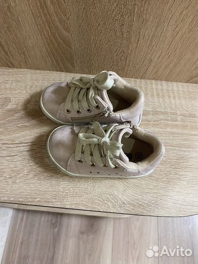 Ботинки для девочки