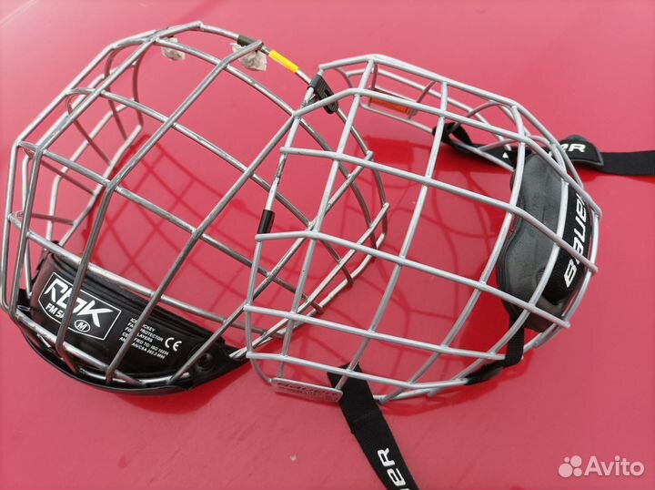 Шлем хоккейный