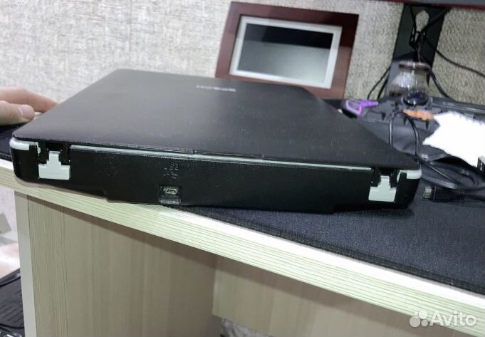 Сканер Epson Perfection v19