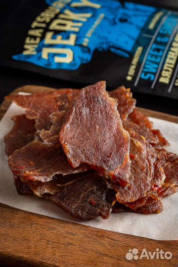 Джерки мясные, чипсы, закуска к пиву