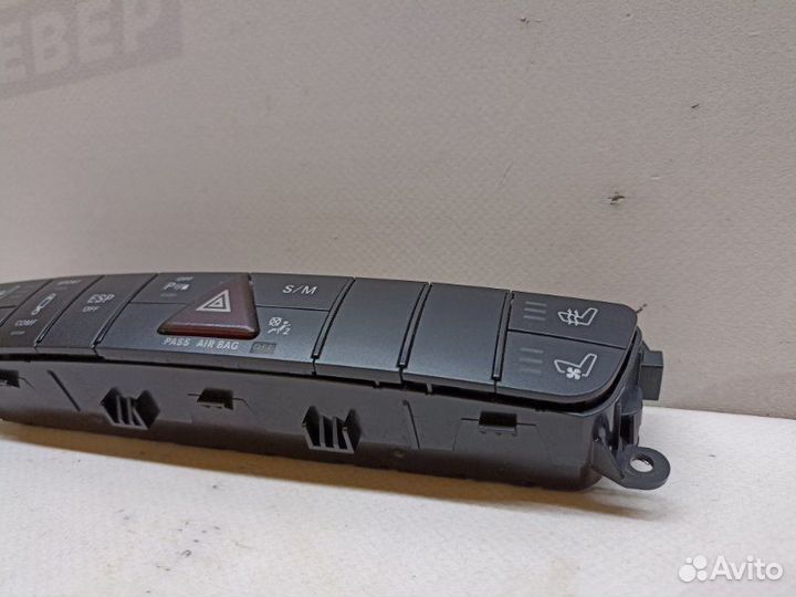 Блок кнопок Mercedes-Benz Gl-Class X164 273.963