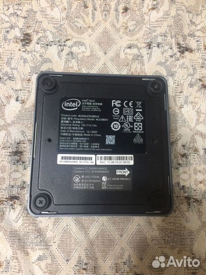 Intel Nuc 8 / i3-8109u / SATA m.2 ssd 128GB