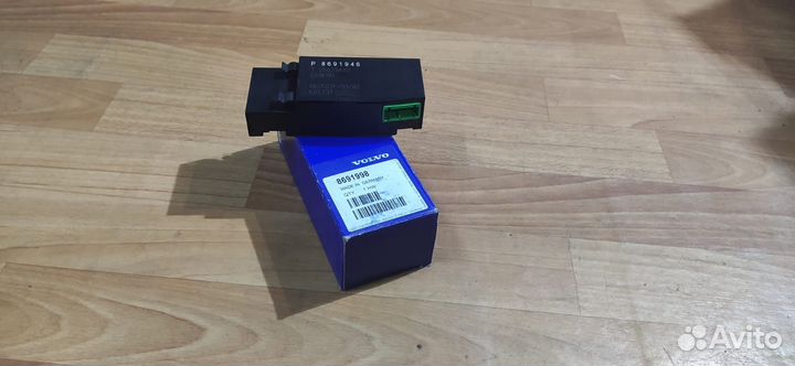 Блок управления ABS Volvo XC90 S80