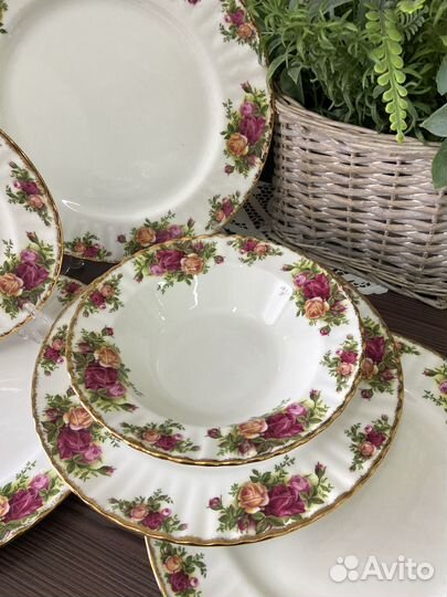 Тарелки Royal Albert серии