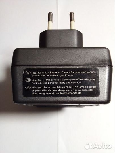 Зарядное устройство GP для батареек аа и ааа