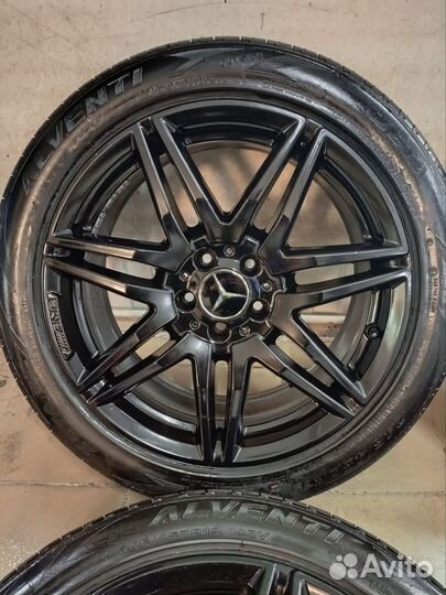 Комплект оригинал на Mercedes V class R19