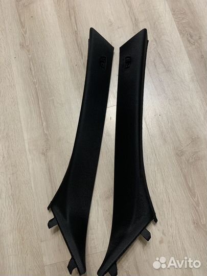 Обшивка передних стоек салона bmw f10 черные