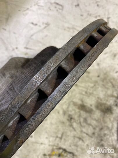 Тормозной диск передний Mercedes-Benz E-Class W212